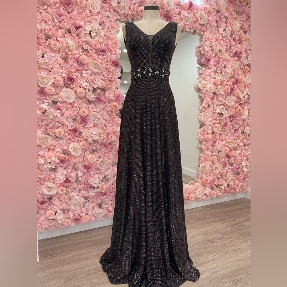 Elegant Black Evening Gown